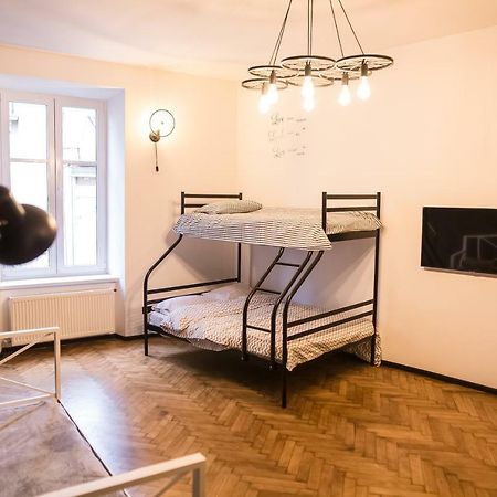 Modestm#Ilike# Lejlighed Lviv Eksteriør billede